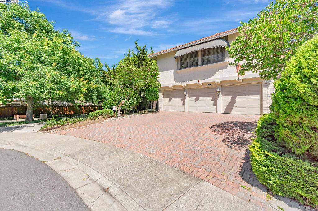 San Ramon, CA 94583-2529,52 Mainprice Ct