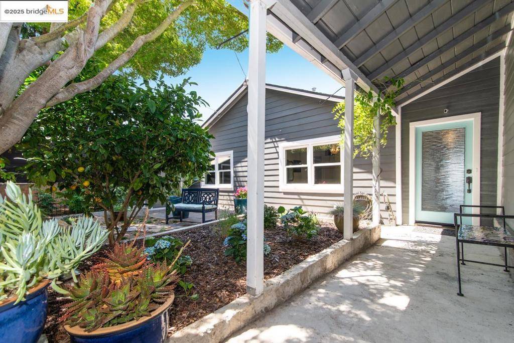 Vallejo, CA 94590,8 Sandy Beach Road