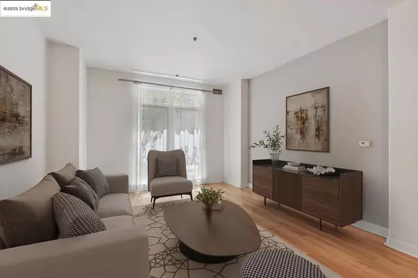 423 7th Street #115, Oakland, CA 94607