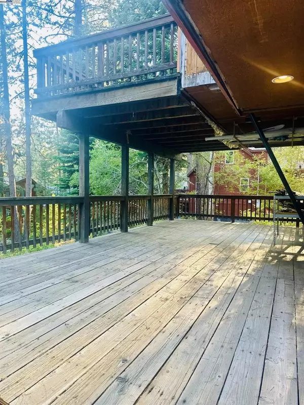 Truckee, CA 96161,13273 Sierra Dr W
