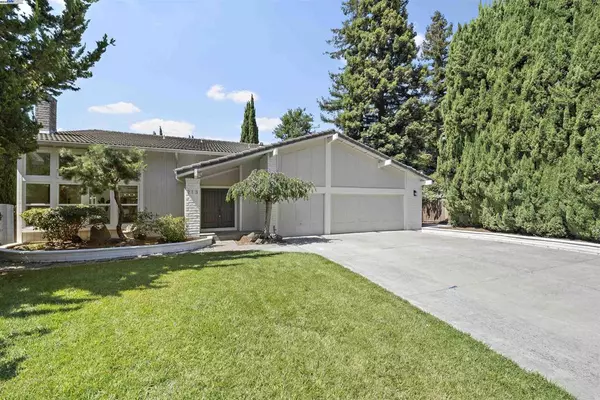Fremont, CA 94539,213 Hidalgo Ct