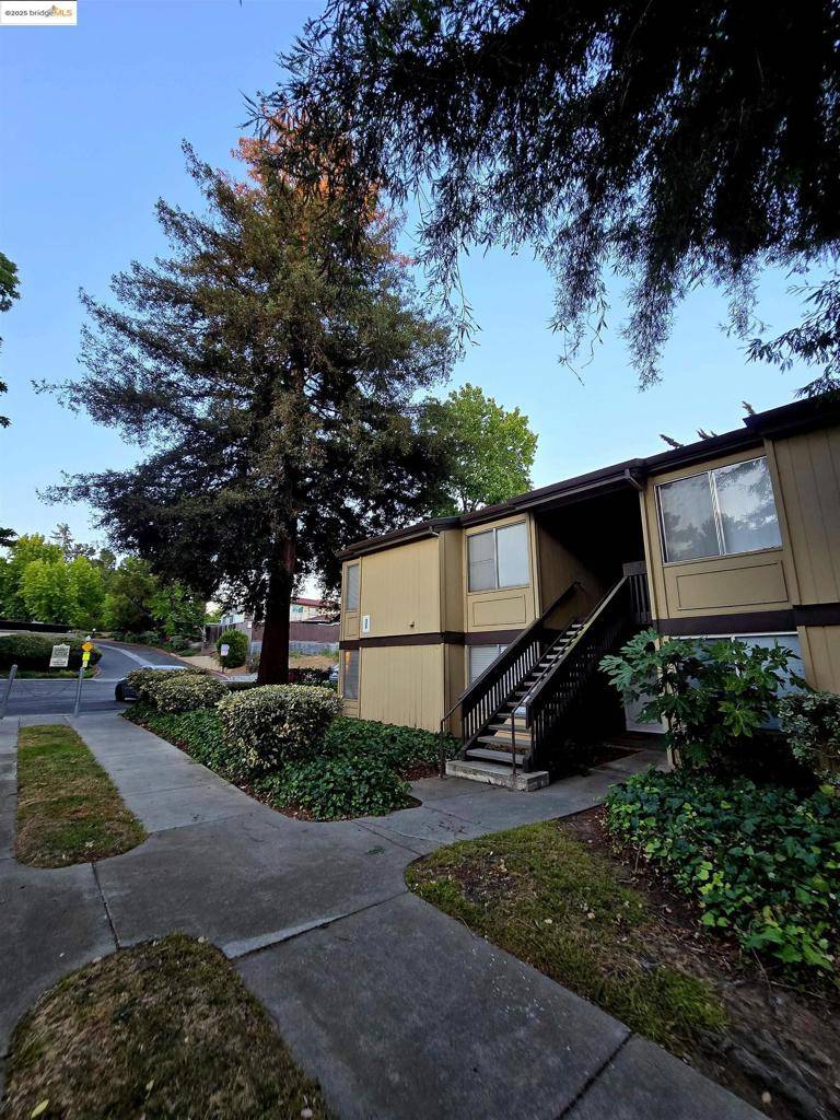 355 Parkview Ter #I-1, Vallejo, CA 94589