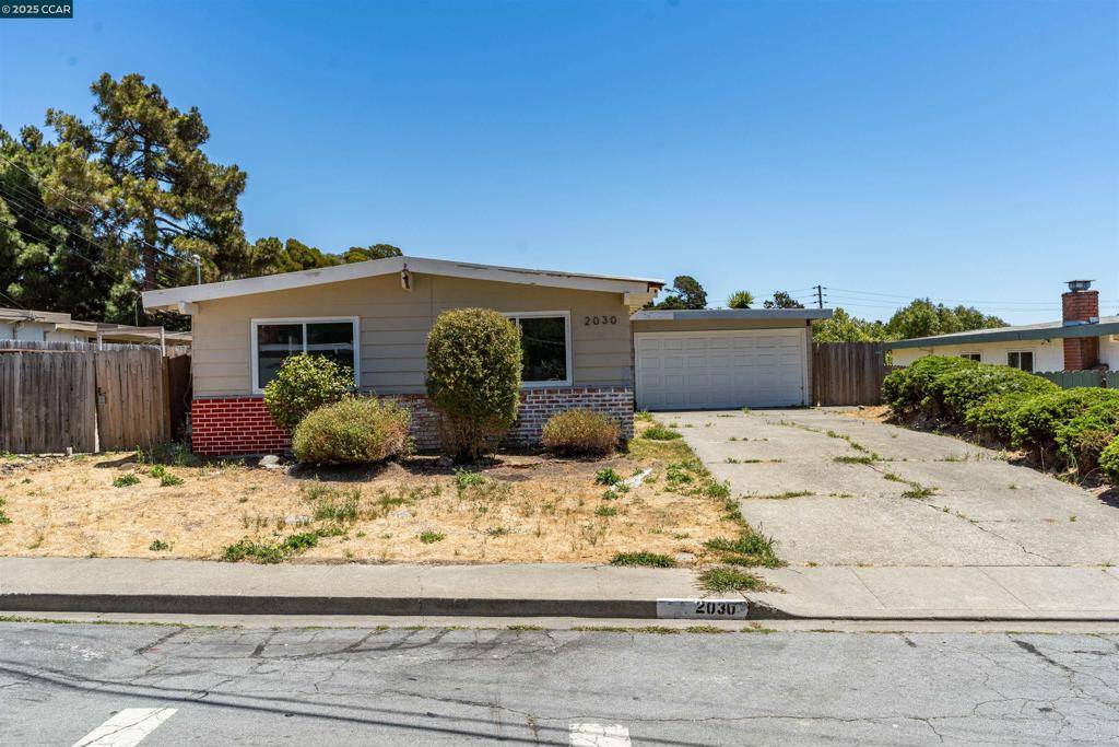 2030 Espanola Dr, San Pablo, CA 94806