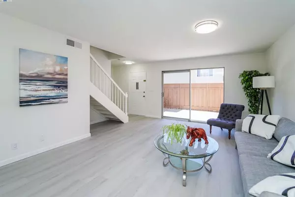 Fremont, CA 94538-4045,4537 Capewood Ter.