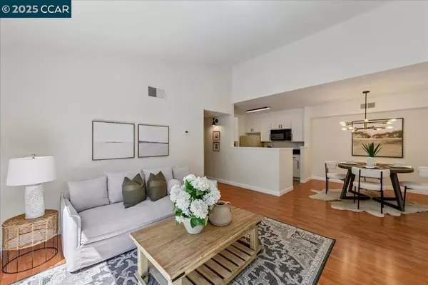 San Ramon, CA 94583,115 Reflections Dr #27