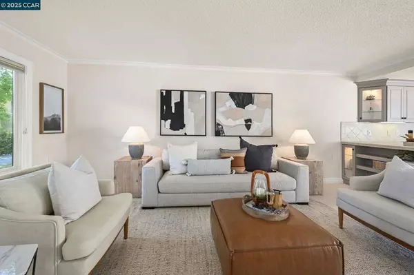 Walnut Creek, CA 94595,2016 Golden Rain Rd ##3