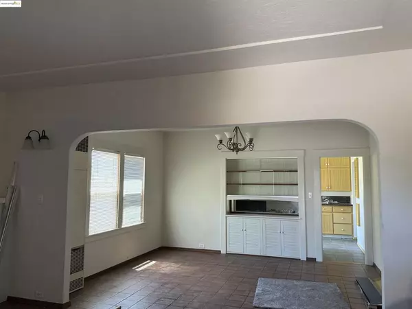 Livermore, CA 94550-9999,561 MCLEOD STREET