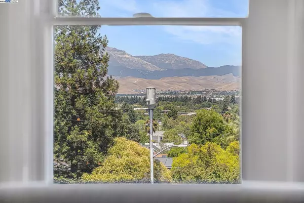 Pleasanton, CA 94566,3868 Orion Ct
