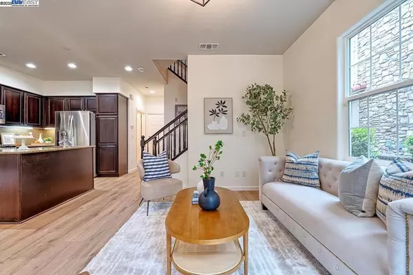 Fremont, CA 94555,5621 Via Lugano