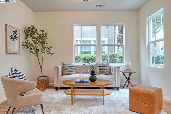 Fremont, CA 94555,5621 Via Lugano