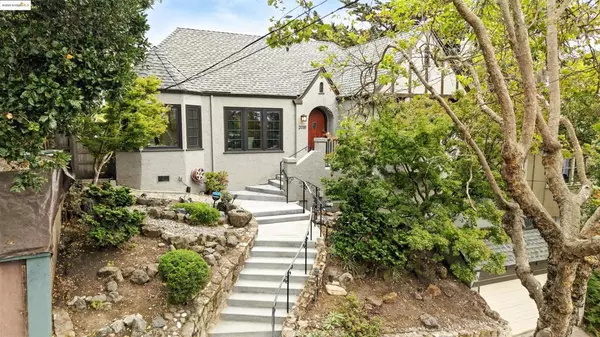 Berkeley, CA 94707,2018 Marin Ave