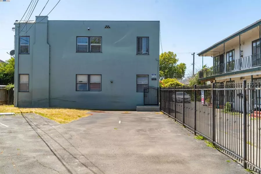 2238 7Th, Berkeley, CA 94710