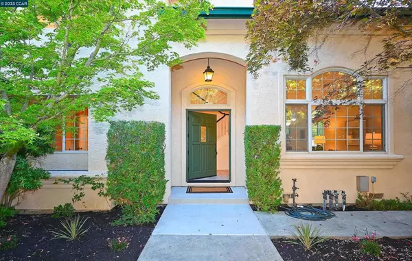 Walnut Creek, CA 94595,204 Sequoia Avenue