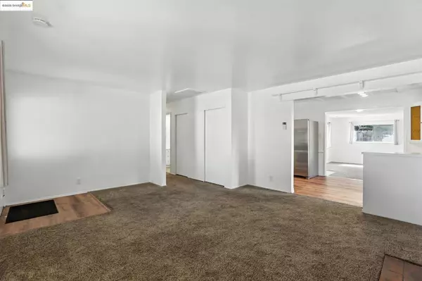 Sacramento, CA 95823,6725 Austin Way