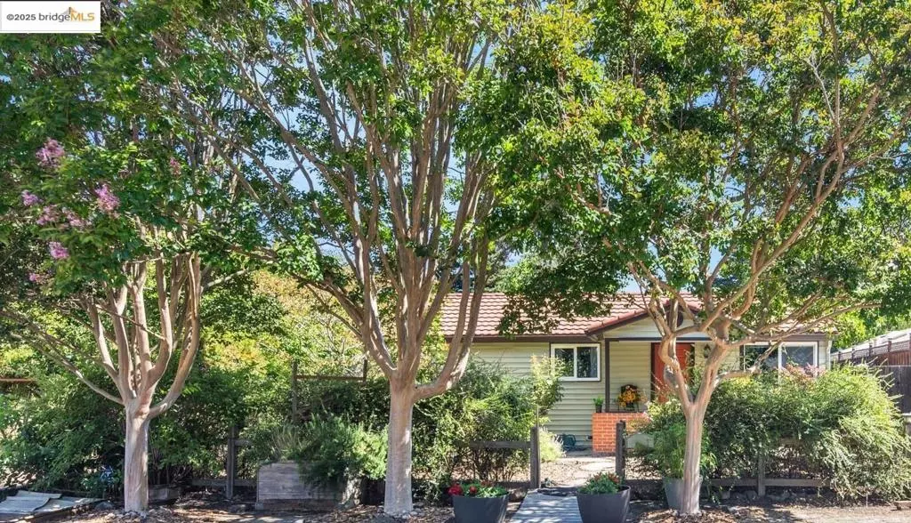 El Sobrante, CA 94803,4091 Garden Rd