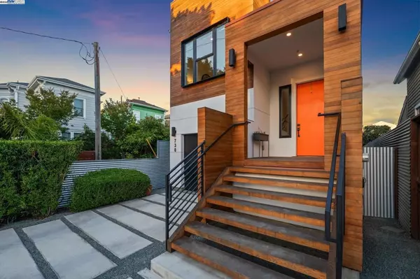 Oakland, CA 94607,730 HENRY STREET