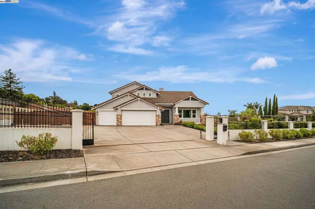 Hayward, CA 94542,25389 Old Fairview Ave