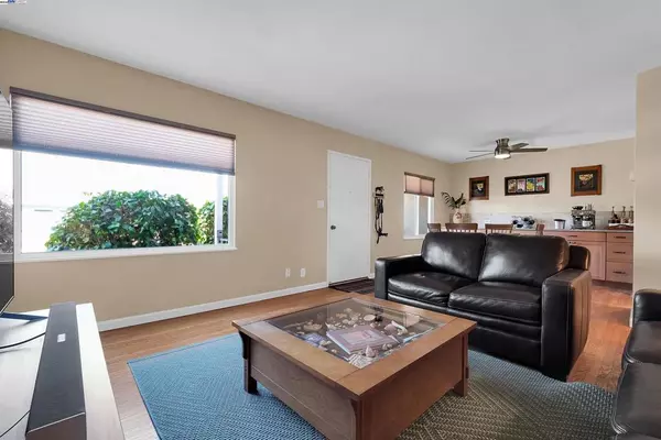 San Lorenzo, CA 94580,16167 Via Lupine