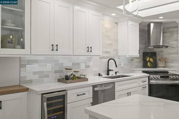 Walnut Creek, CA 94595,3209 Golden Rain Rd #3