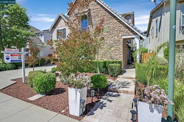 Danville, CA 94506,149 Nanterre St