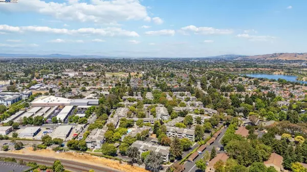 Fremont, CA 94536,3443 Pepperwood Ter #301