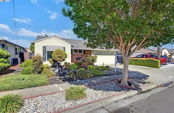 San Leandro, CA 94579,14392 Merced St