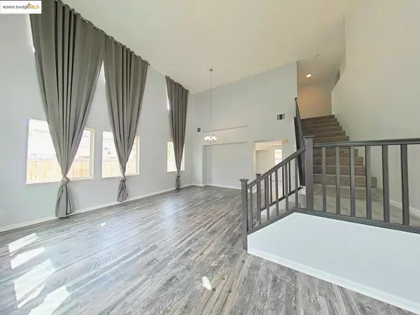 Oakley, CA 94561,14 Bramante Ct