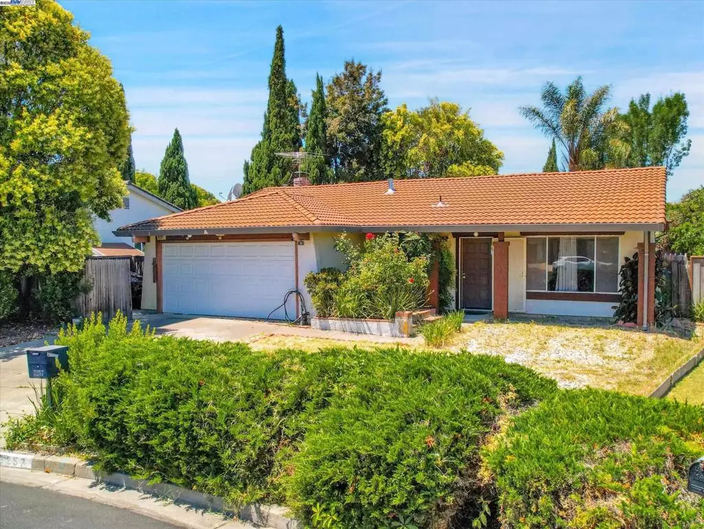 Fremont, CA 94555,3257 Lake Mead Ct