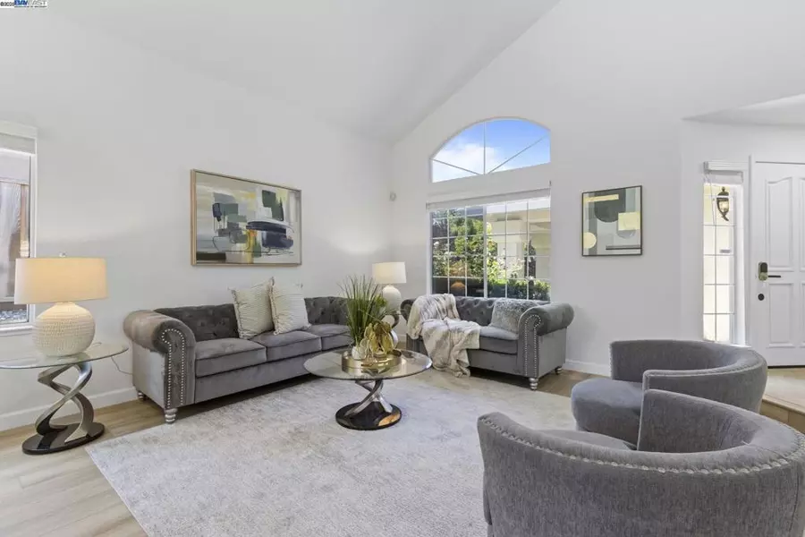 66 Edgegate Ct, Danville, CA 94506