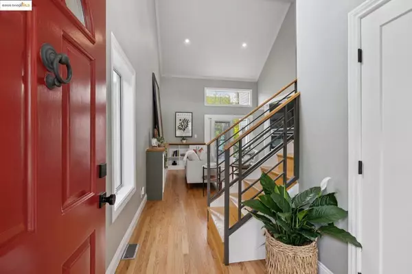 Oakland, CA 94612,1431 West Street