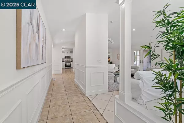 Walnut Creek, CA 94596,11 Rudgear Dr