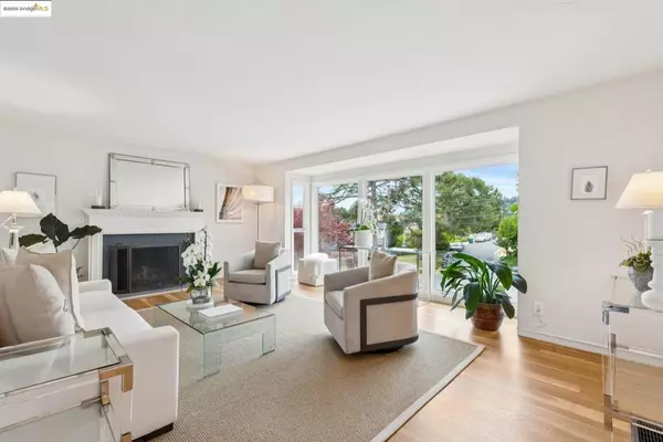 Oakland, CA 94602,2250 Bywood Dr