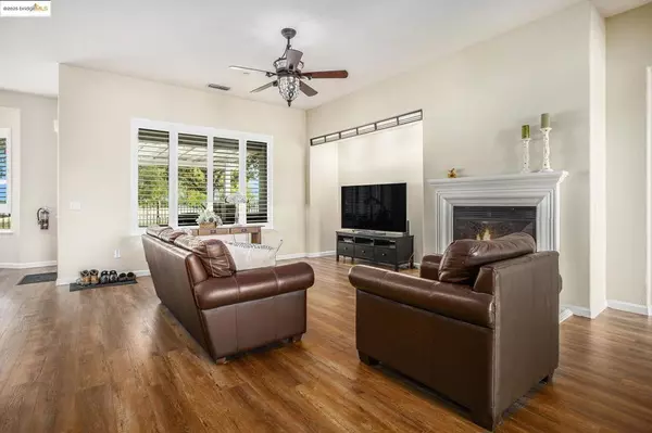 Brentwood, CA 94513,1283 St Edmunds Way