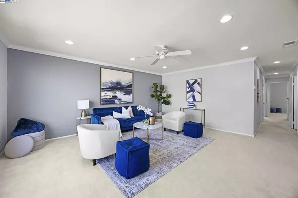 Hayward, CA 94541,334 Oxford Street