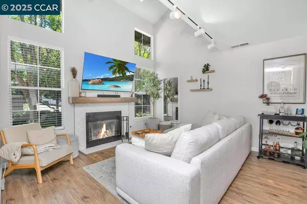 Martinez, CA 94553-6814,308 Warmcastle Court