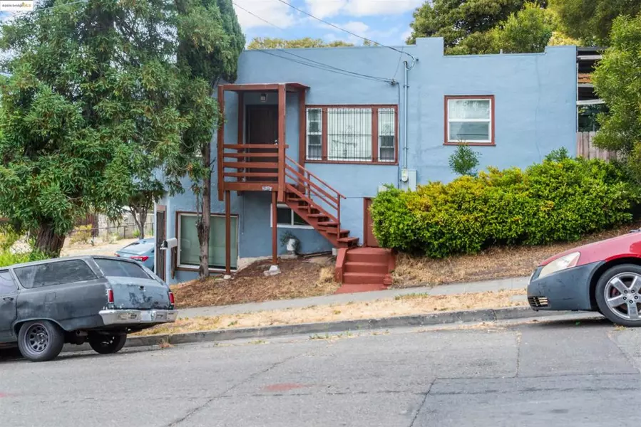 4500 San Carlos Ave, Oakland, CA 94601