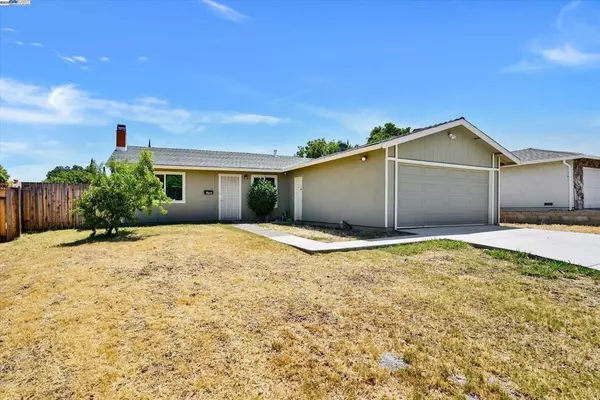 157 Arlington Dr, Pittsburg, CA 94565