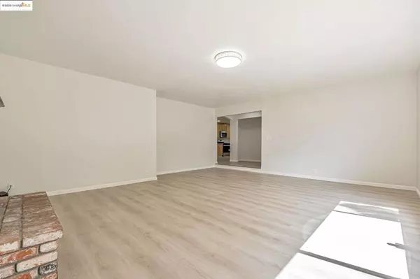 Fremont, CA 94538,4899 Calaveras Ave