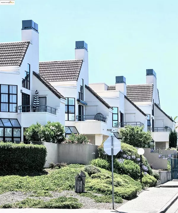 181 Nantucket Lane, Vallejo, CA 94590-5892