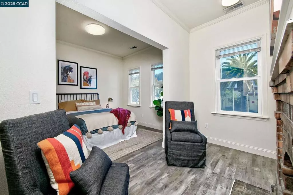 Daly City, CA 94014,6842 Mission