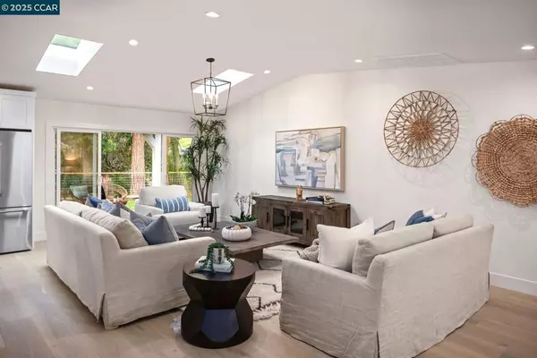 Lafayette, CA 94549,706 St Marys Road