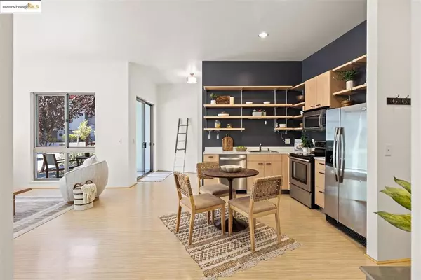 Oakland, CA 94607,1201 Pine St #153