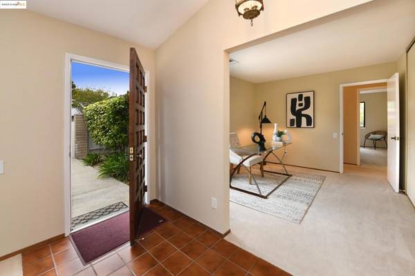 Richmond, CA 94803,4800 Full Moon Dr