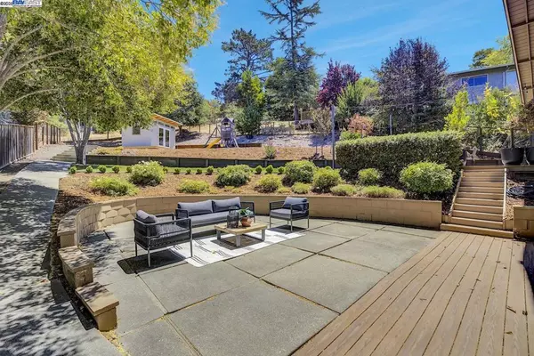 Lafayette, CA 94549,382 Castello Rd