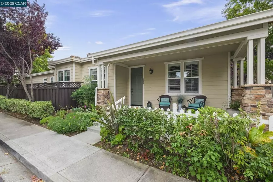 401 Seville Ln, Walnut Creek, CA 94598