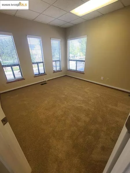 134 Oak St, Brentwood, CA 94513