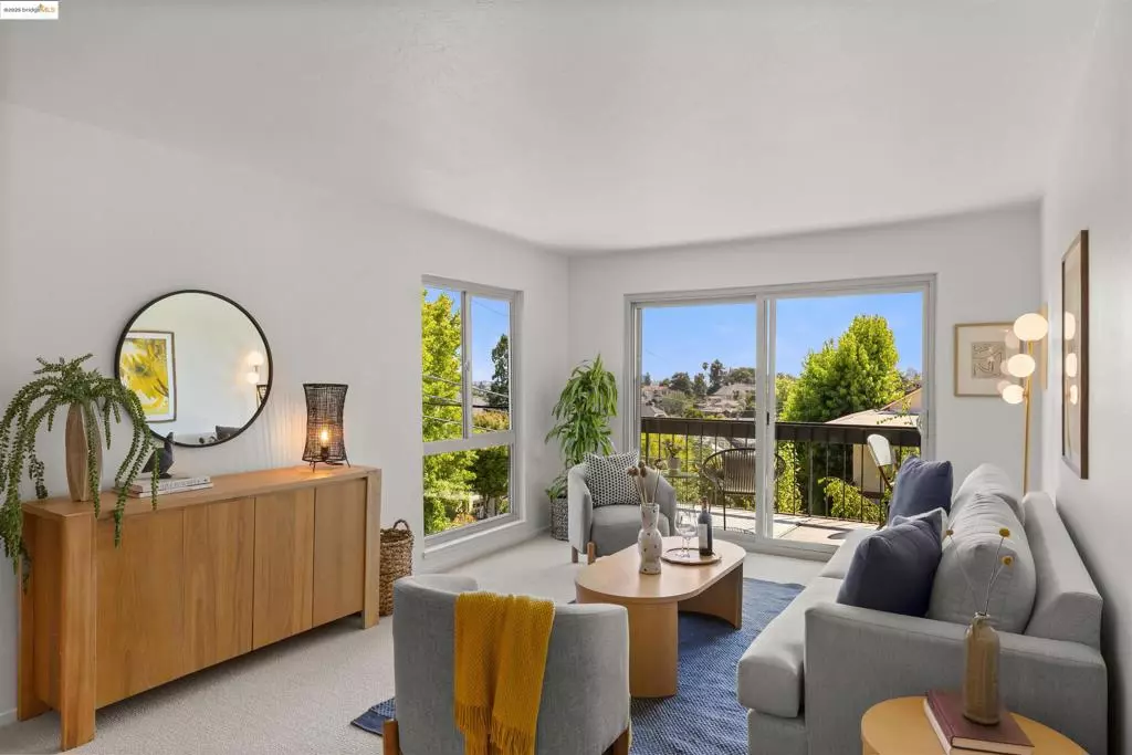 Oakland, CA 94610,555 Jean St #417