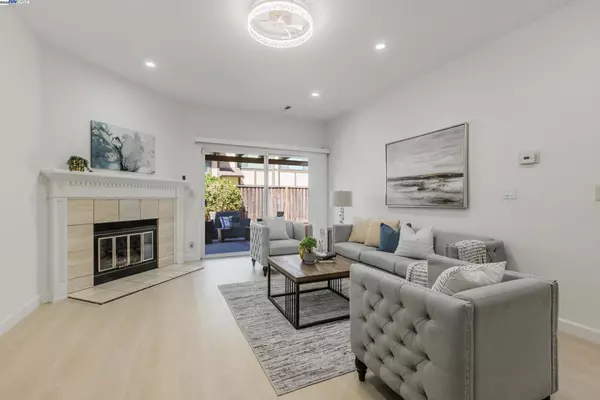 Milpitas, CA 95035,777 Erie Cir