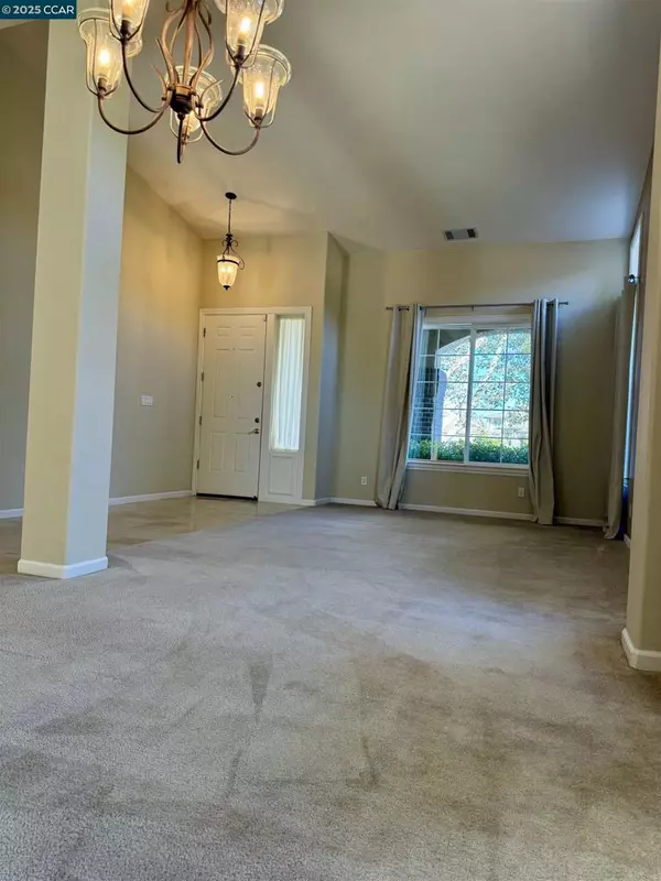 Clayton, CA 94517,5179 Keller Ridge Dr