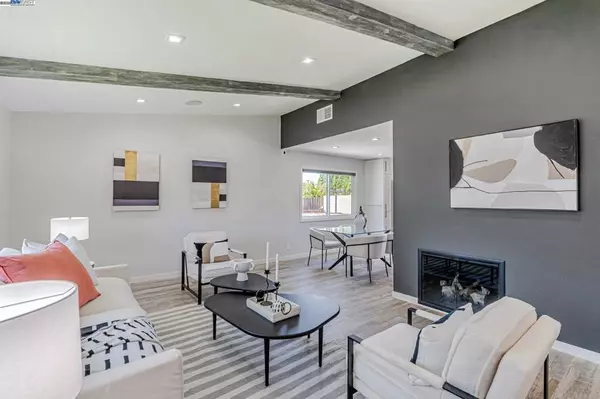 Union City, CA 94587,30703 Wainwright Ct